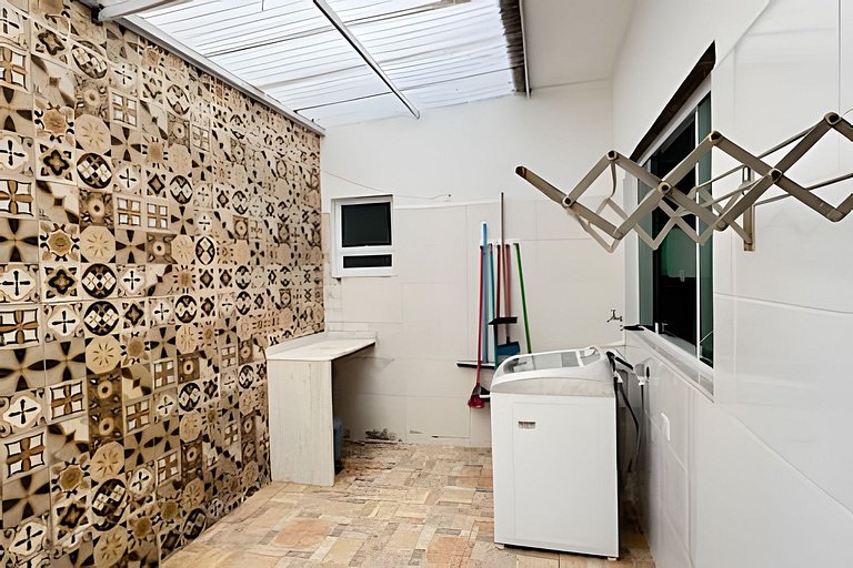 Casa 500m praia, Piscina, Churrasqueira, Wi-fi