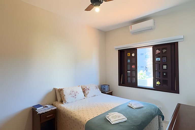 Piscina, Ar, Academia e Cervejeira — 220m da praia