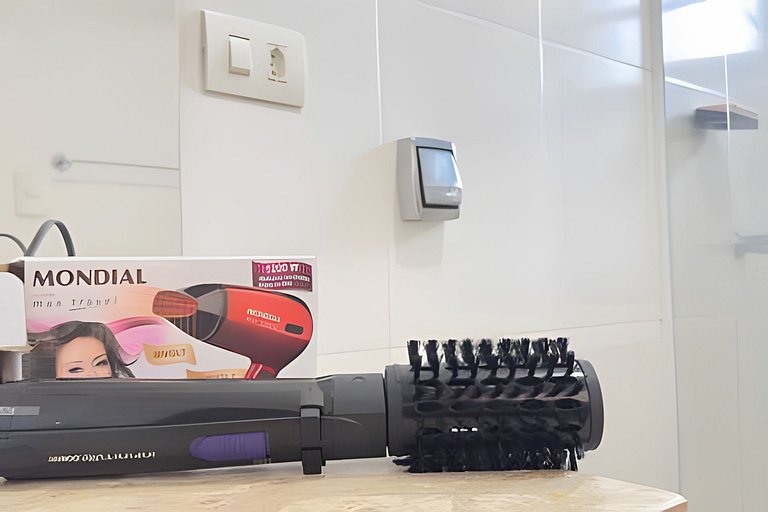 Piscina, Ar, Academia e Cervejeira — 220m da praia