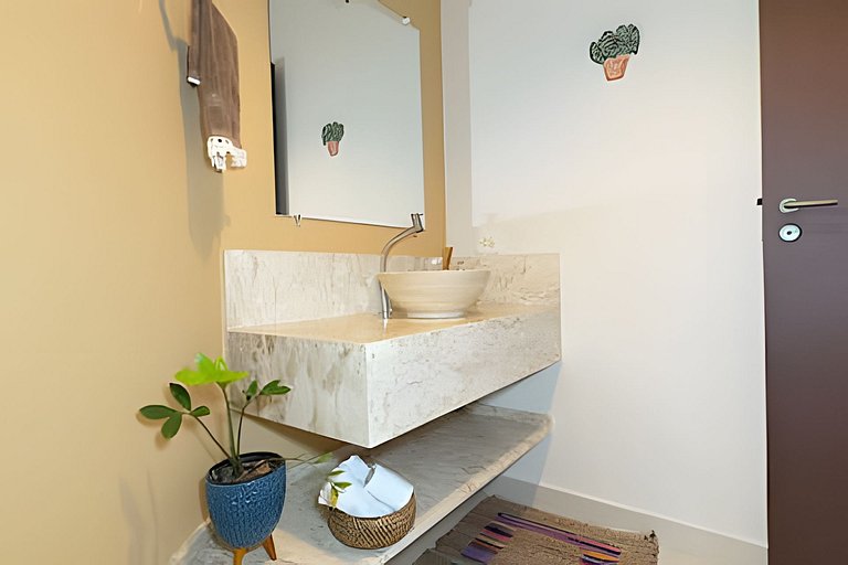 Piscina, Ar, Academia e Cervejeira — 220m da praia