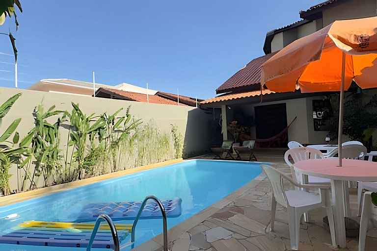Piscina, Ar, Academia e Cervejeira — 220m da praia